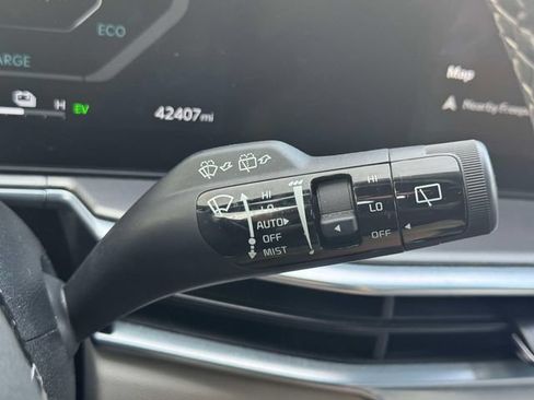 Used 2025 Kia Sorento SX Prestige AWD/4WD image 30