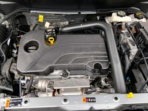 Used 2024 Chevrolet Equinox LT image 10