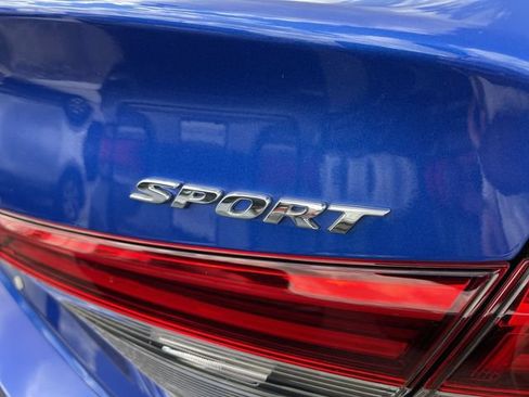 Used 2023 Honda Civic Sport image 8