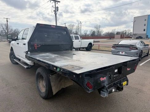 Used 2024 RAM 3500 Tradesman w/ Chrome Appearance Group image 5