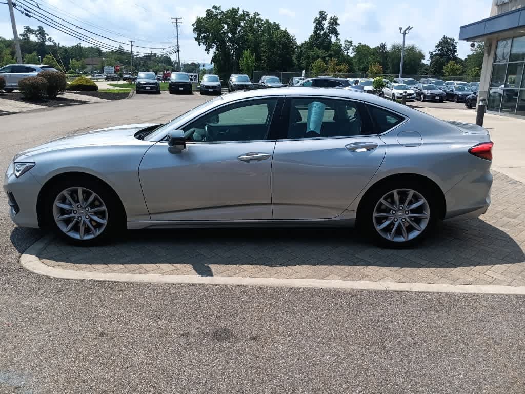Used 2023 Acura TLX FWD image 3