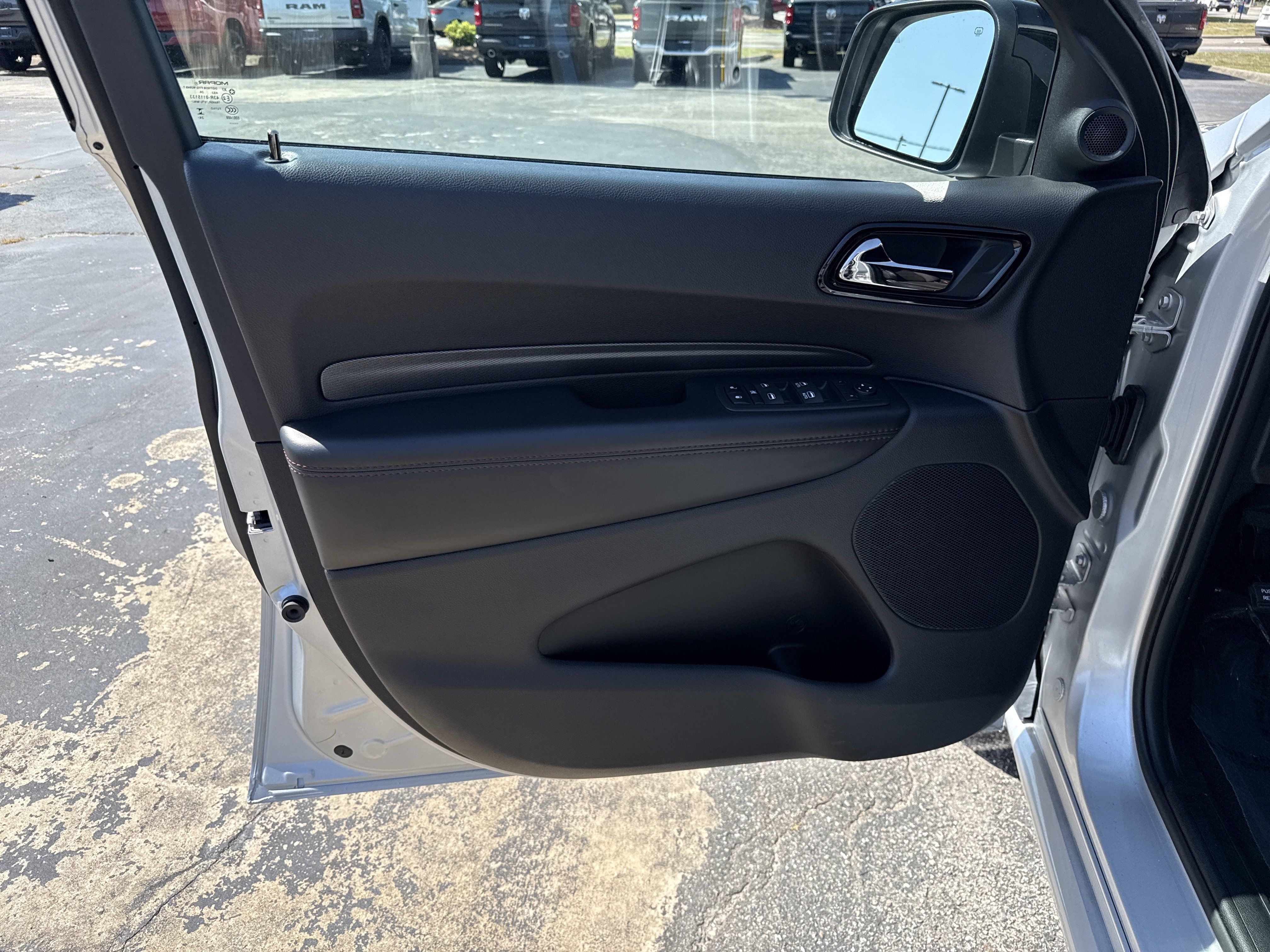 Certified 2025 Dodge Durango GT AWD/4WD image 13