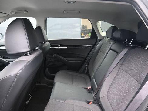 Used 2025 Kia Seltos S image 26
