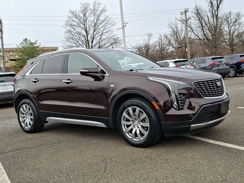 Used 2020 Cadillac XT4 Premium Luxury image 1