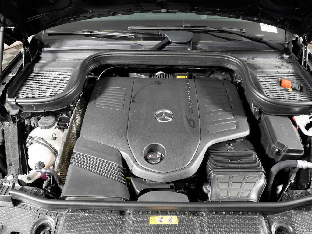 Certified 2026 Mercedes-Benz GLE 450 4MATIC Coupe image 34