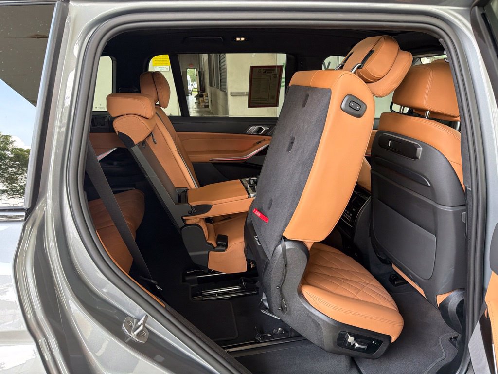 Used 2026 BMW X7 xDrive40i AWD/4WD image 43
