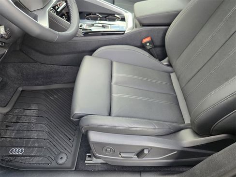 New 2025 Audi Q5 Premium Plus image 26