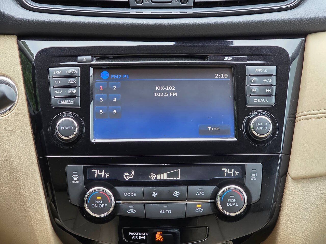 Used 2017 Nissan Rogue SL w/ SL Premium Package AWD/4WD image 23