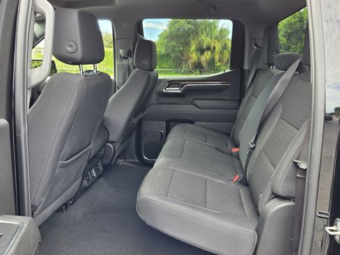 Certified 2024 Chevrolet Silverado 1500 LT AWD/4WD image 10