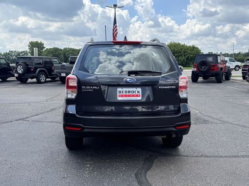 Used 2018 Subaru Forester 2.5i w/ Alloy Wheel Package AWD/4WD image 6