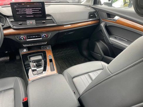 Used 2023 Audi Q5 2.0T Premium Plus AWD/4WD image 9
