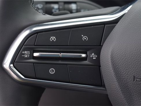 Used 2026 Chevrolet Equinox LT image 23