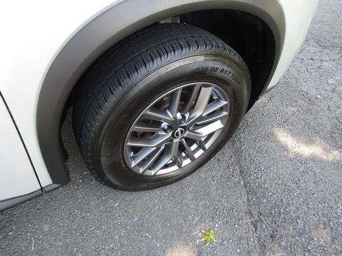 Used 2024 Nissan Rogue S AWD/4WD image 34