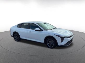 Used 2025 Kia K4 LXS video 2