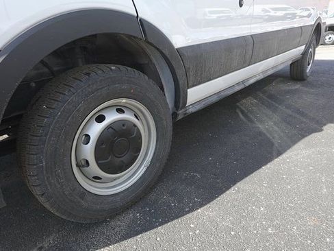 New 2025 Ford Transit 250 Low Roof image 22