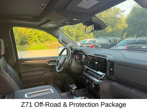 Used 2022 Chevrolet Silverado 1500 LTZ w/ LTZ Premium Package AWD/4WD image 16