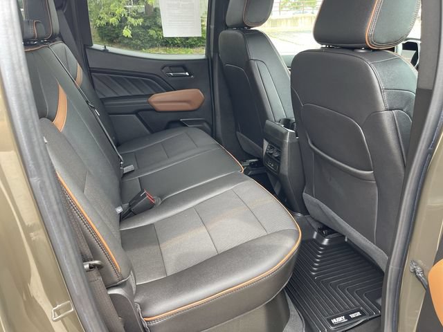 Used 2023 GMC Canyon AT4 w/ Technology Package AWD/4WD image 15