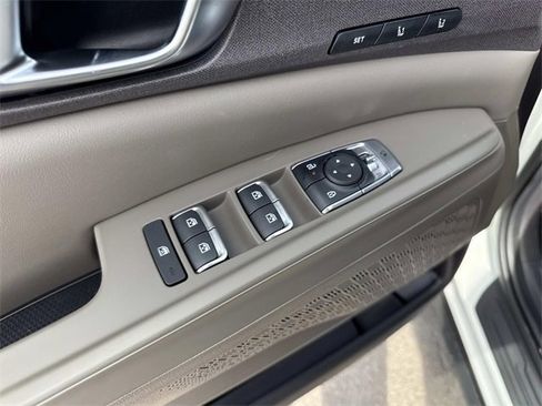 New 2026 Kia Carnival EX image 11