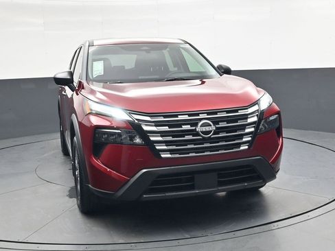 Used 2026 Nissan Rogue S FWD image 10