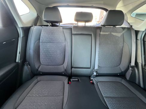 Used 2025 Kia Seltos S image 38