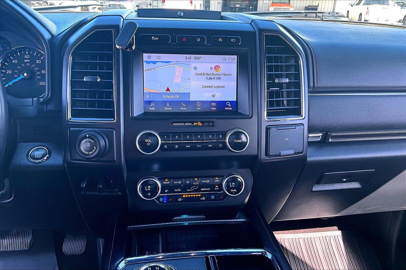 Used 2020 Ford Expedition Limited w/ Equipment Group 303A RWD image 24