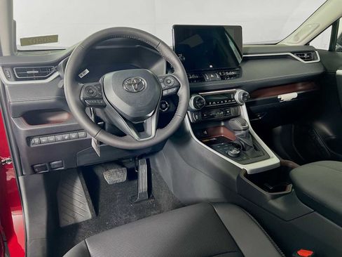 New 2025 Toyota RAV4 Limited image 7
