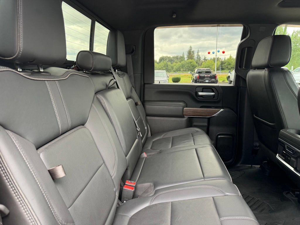 Used 2022 Chevrolet Silverado 2500 High Country w/ Technology Package AWD/4WD image 29