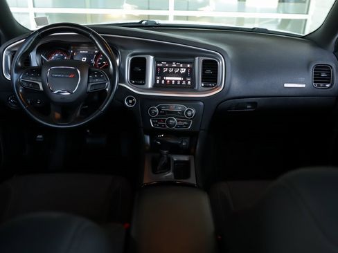 Used 2020 Dodge Charger SXT w/ Blacktop Package image 21