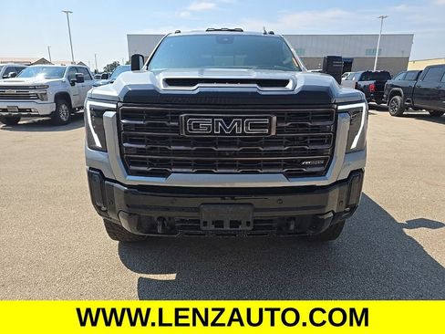Used 2026 GMC Sierra 2500 AT4X AWD/4WD image 2