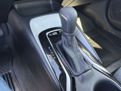 Used 2024 Toyota Corolla SE image 9