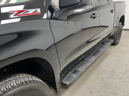 Used 2021 Chevrolet Silverado 1500 LT Trail Boss image 12