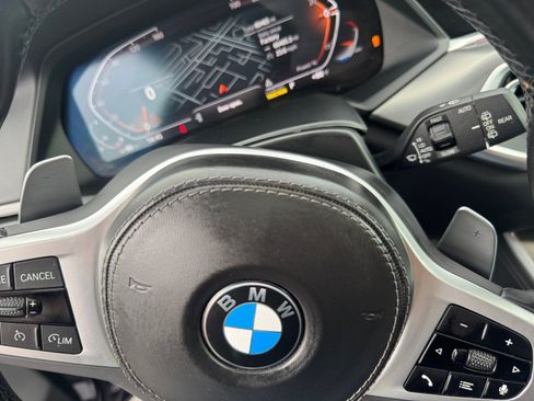 Used 2022 BMW X5 sDrive40i w/ M Sport Package RWD image 16