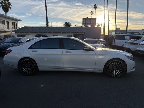 Used 2016 Mercedes-Benz S 550 Sedan image 4