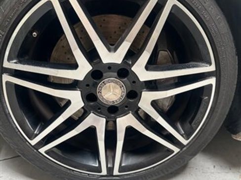 Used 2015 Mercedes-Benz SL 550 w/ White Arrow Edition image 32