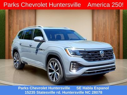 Used 2025 Volkswagen Atlas SEL Premium R-Line