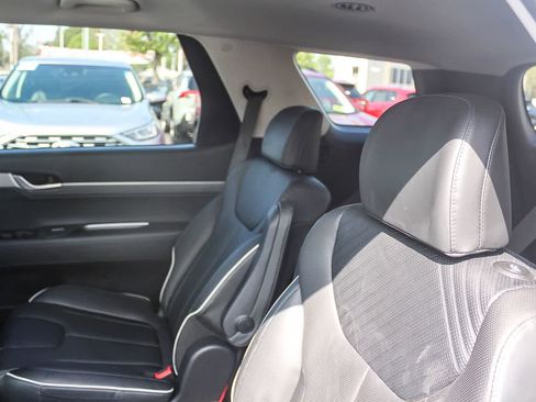 Used 2023 Hyundai Palisade SEL FWD image 23