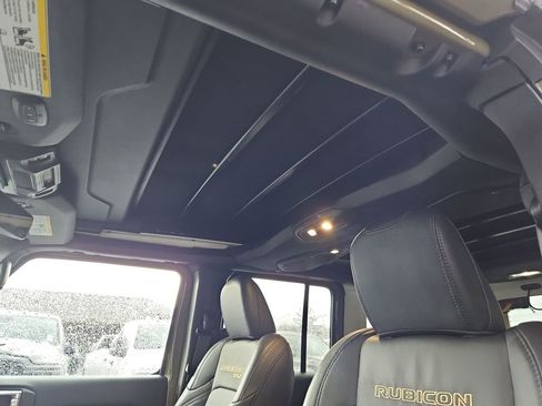 New 2025 Jeep Wrangler Unlimited Rubicon 392 image 28