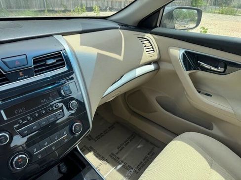 Used 2014 Nissan Altima 2.5 S FWD image 36