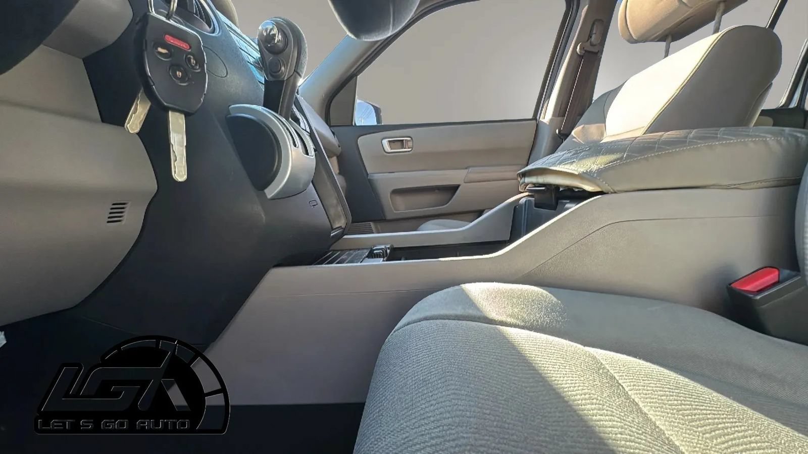 Used 2011 Honda Pilot LX image 2