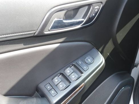 Used 2020 Chevrolet Tahoe 4WD image 12