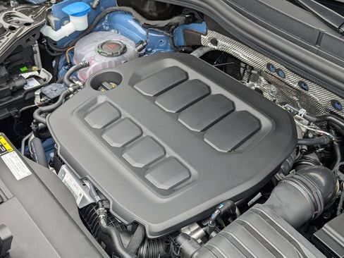 New 2026 Volkswagen Tiguan SE R-Line AWD/4WD image 36