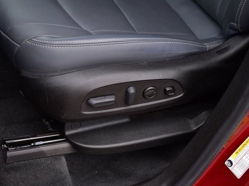 Used 2023 Buick Enclave Premium w/ Experience Buick Package image 18