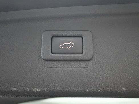 Used 2019 Subaru Outback 3.6R Limited image 10