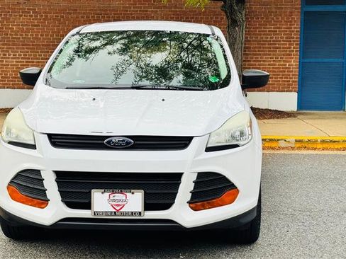 Used 2013 Ford Escape S image 3