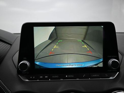 New 2025 Nissan Sentra SV image 15