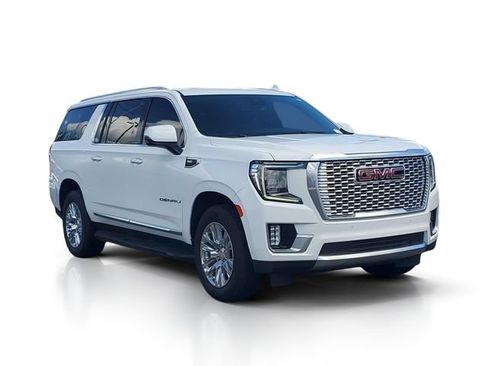 Used 2024 GMC Yukon XL Denali AWD/4WD image 1