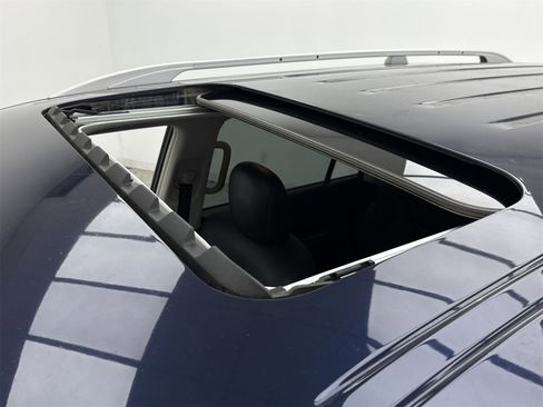 Used 2019 INFINITI QX80 Luxe image 40