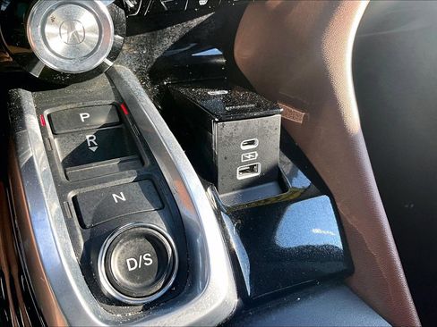 Used 2023 Acura MDX SH-AWD w/ Technology Package image 32