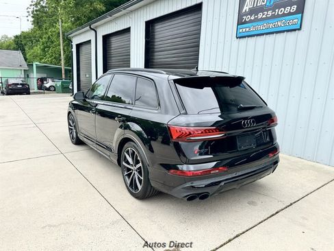 Used 2022 Audi SQ7 Prestige AWD/4WD image 10