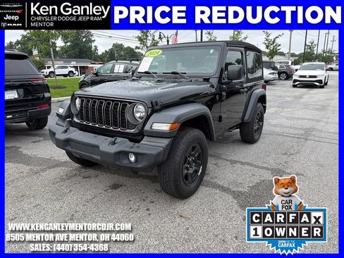 Used 2024 Jeep Wrangler Sport AWD/4WD image 3